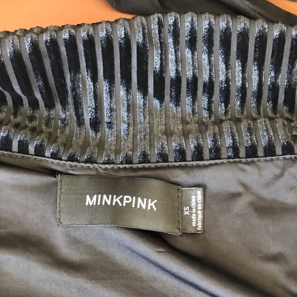 MINKPINK off the shoulder black velvet bodysuit XS - Picture 6 of 8